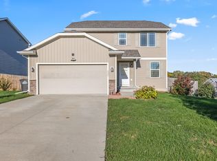 5432 SE 27th St, Des Moines, IA 50320