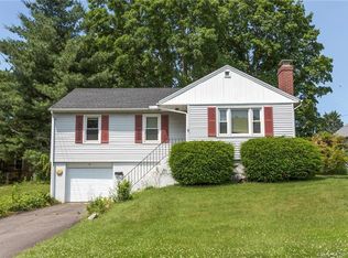 42 Starr Ave, Danbury, CT 06811