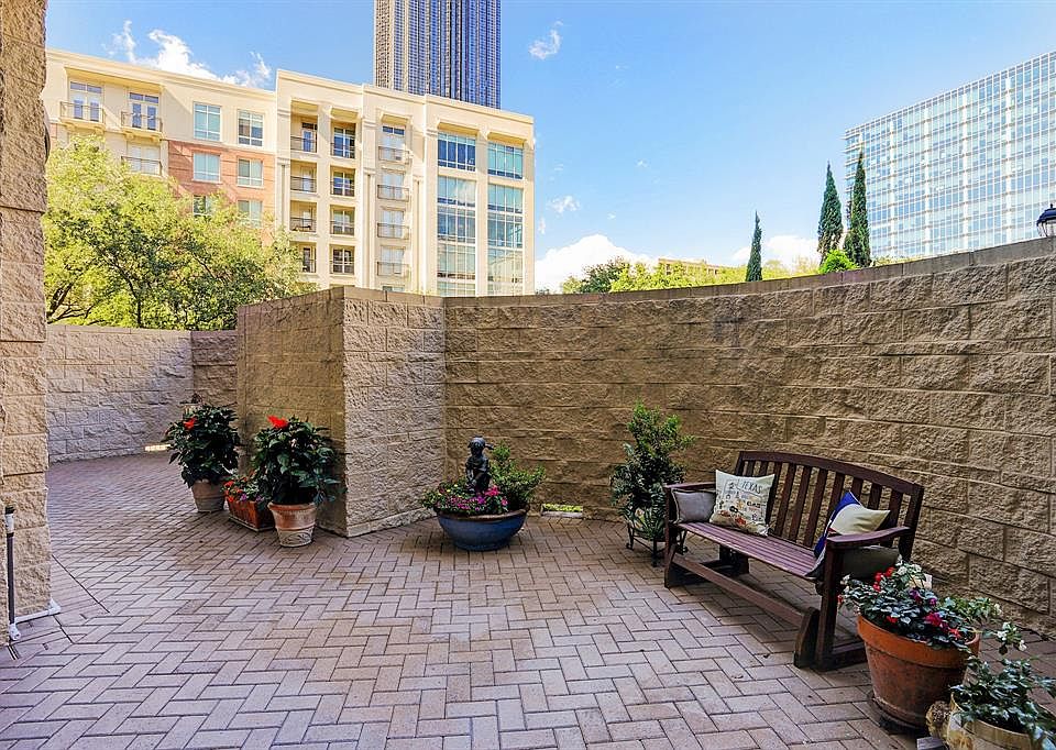 1st image of 5005 Hidalgo St Unit 209