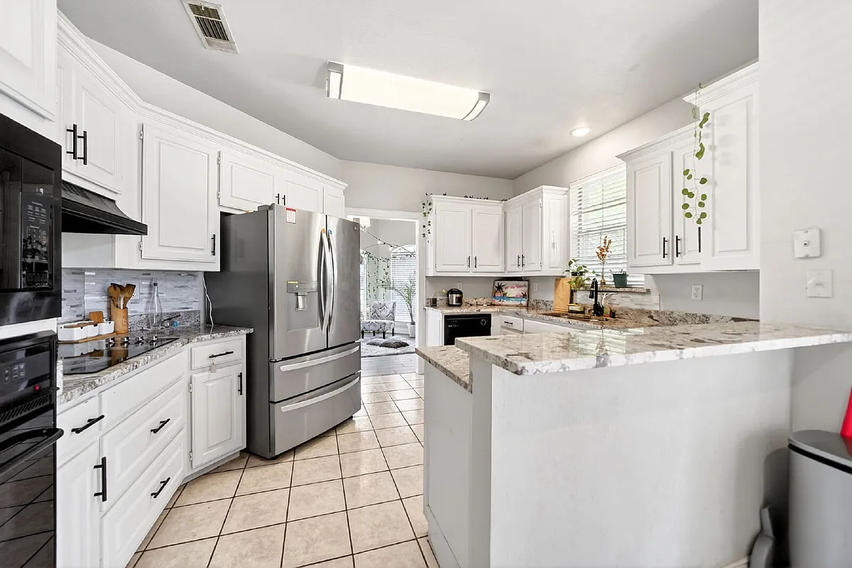Building Photo - 5108 Foxhaven Ct