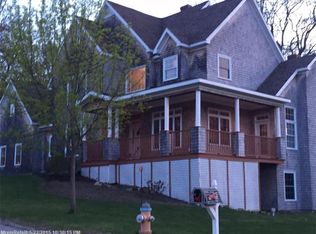 18 Oakwood Drive, South Portland, ME 04106