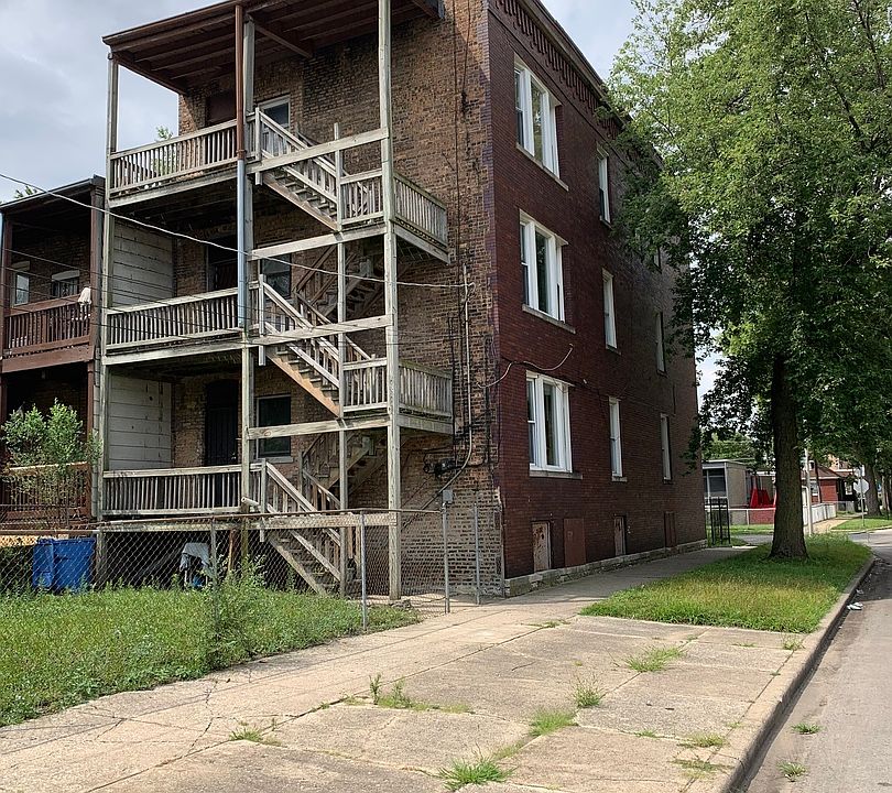 2nd image of 6501 S Eberhart Ave