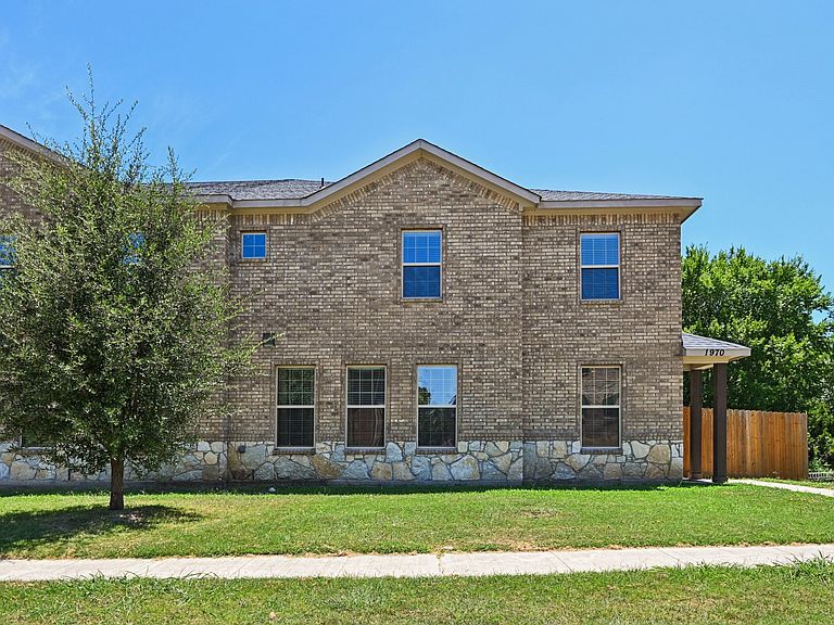 Listing photo