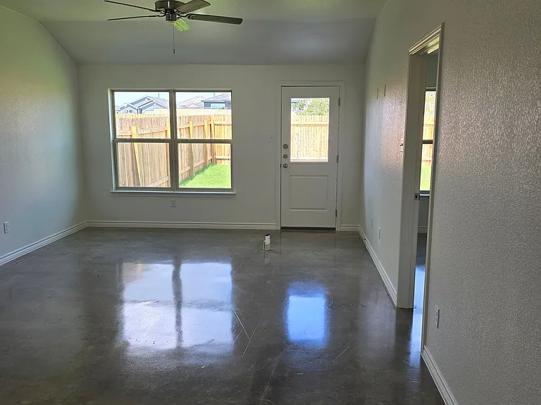 1278 Lehmann Dr — Photo 22