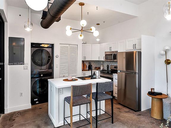 5th image of 3062 Bird Ave Unit C2
