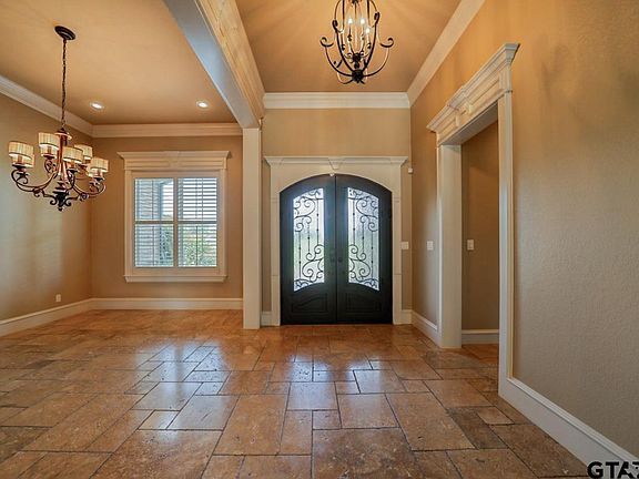5th image of 200 Weldon Ln