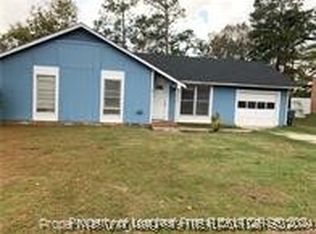 3313 Hedgemoor Cir, Spring Lake, NC 28390