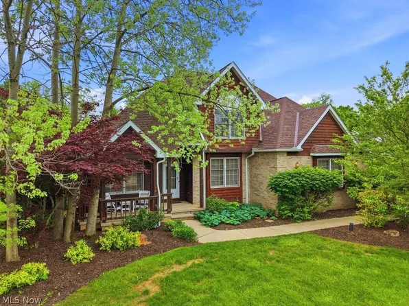 8428 Evergreen Dr, Northfield, OH 44067