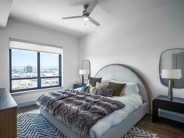 Wake up to stunning skyline views.