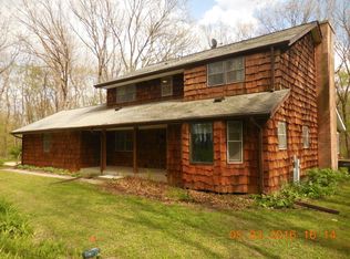 5649 E Woodburn Rd, Byron, IL 61010