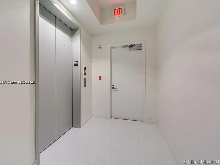 851 NE 1st Ave #11 — Photo 18
