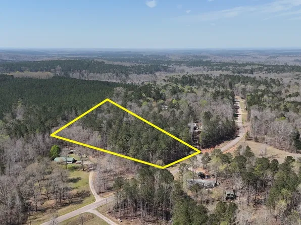 637 Minardi Dr, Hogansville, GA 30230