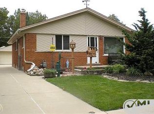 4954 Roosevelt Blvd, Dearborn Heights, MI 48125