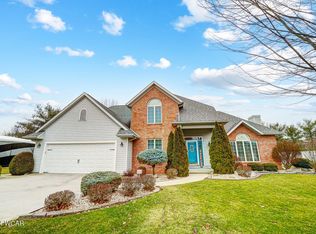 2126 Larkspur Dr, Lima, OH 45807