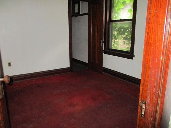 5th image of 1532 N Latrobe Ave