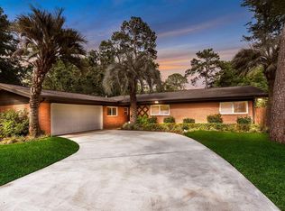 1742 Nocturne Ln, Houston, TX 77043