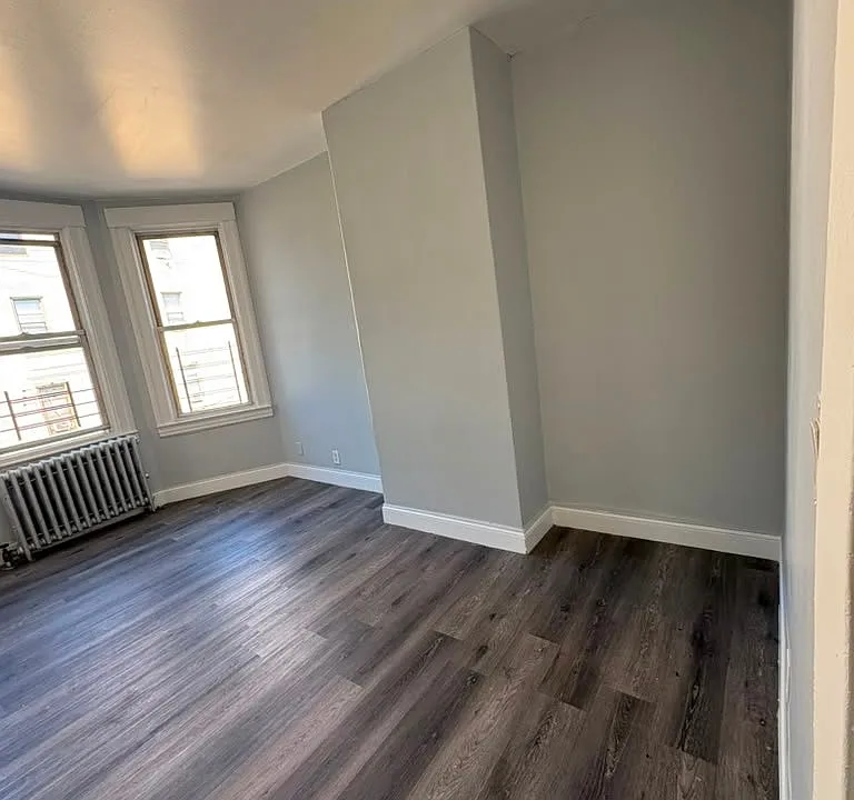 4 Convent Ave #3L
