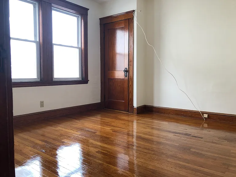 19 Cornell St #19 — Photo 9