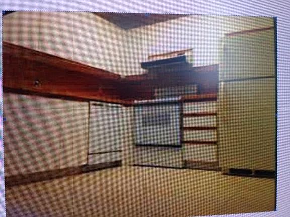 2nd image of 15385 S Dixie Hwy APT 5