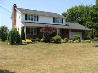 5892 Baer Rd, Sanborn, NY 14132