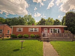 1942 Laura Rd NW, Roanoke, VA 24017