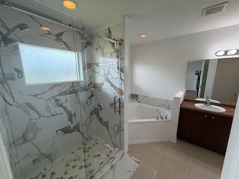 110 Olive Tree Cir — Photo 16