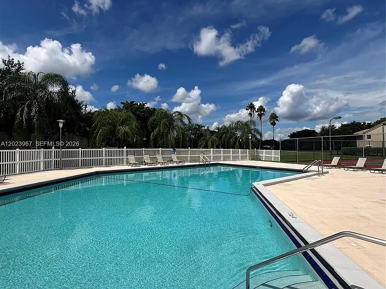 16373 Malibu Dr #51 — Photo 58