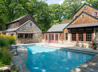 129 Long Close Rd, Stamford, CT 06902