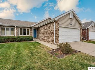 8234 Karl Ridge Rd, Lincoln, NE 68506