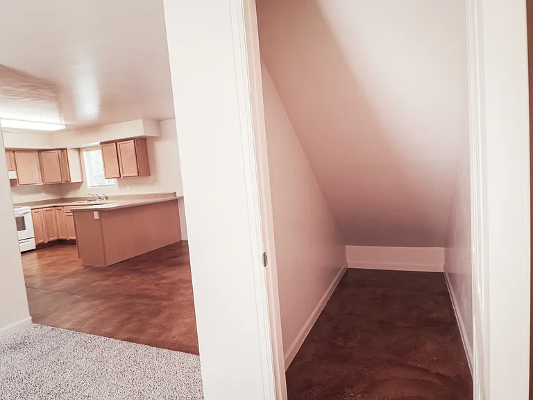 2589 E Cactus Rd #D — Photo 14