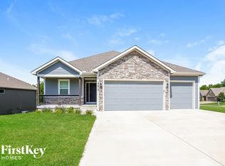 17614 Mission Rdg #A, Smithville, MO 64089