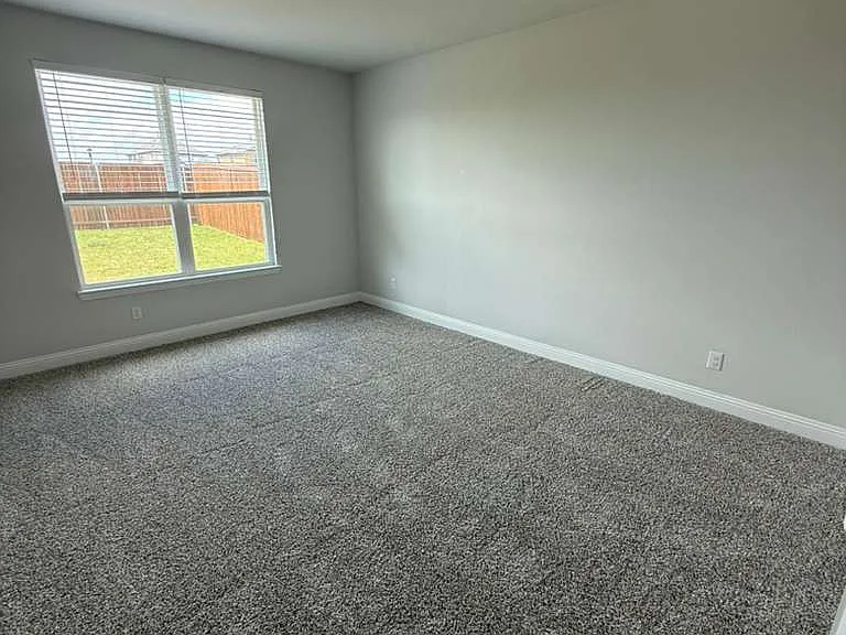 517 Lana Dr — Photo 33