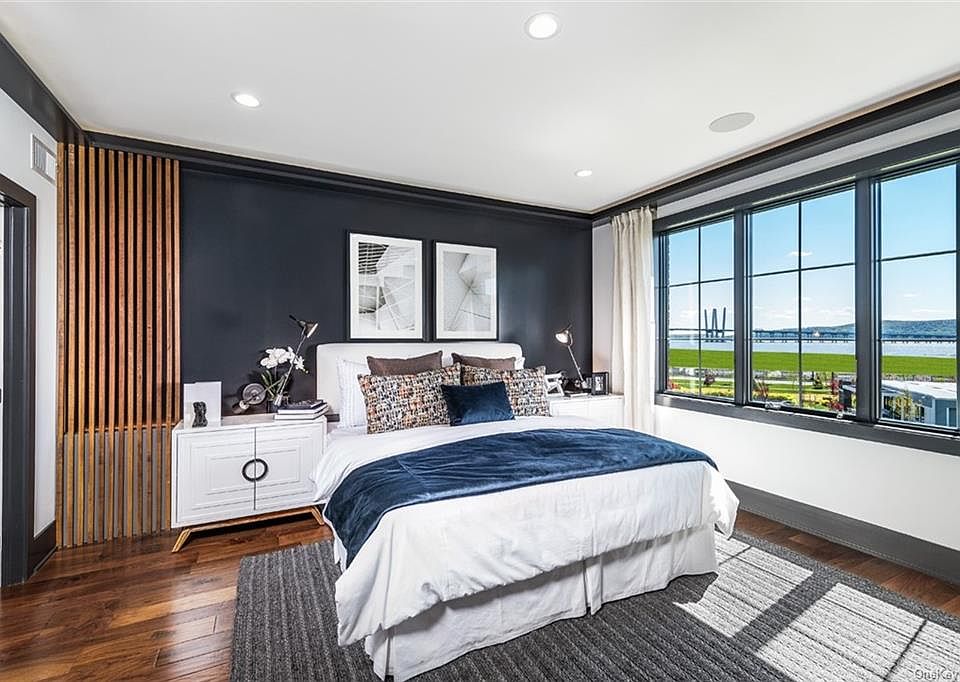 2nd image of 310 Horseman Blvd #51