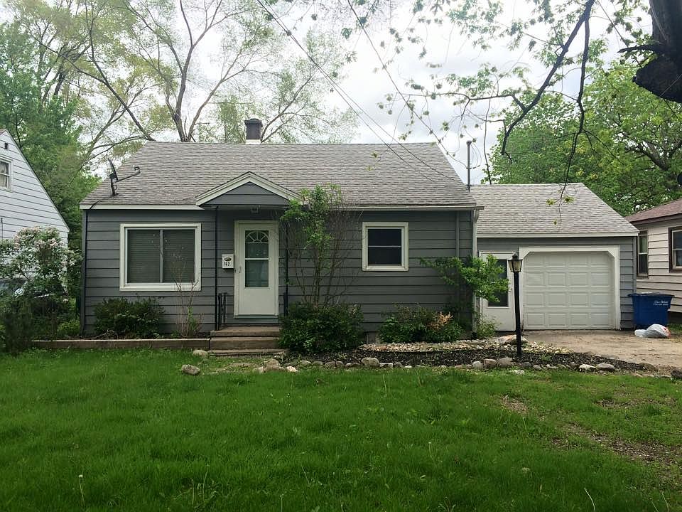 2 bedroom 1 bath home