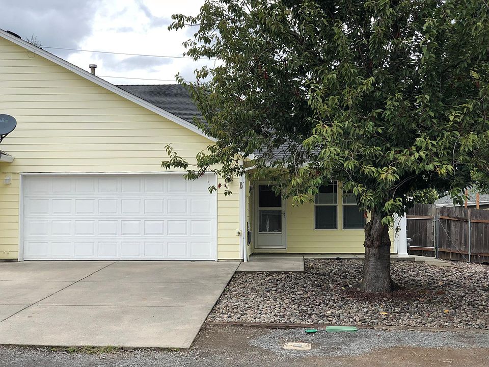 Exterior, two car garage with automatic opener.