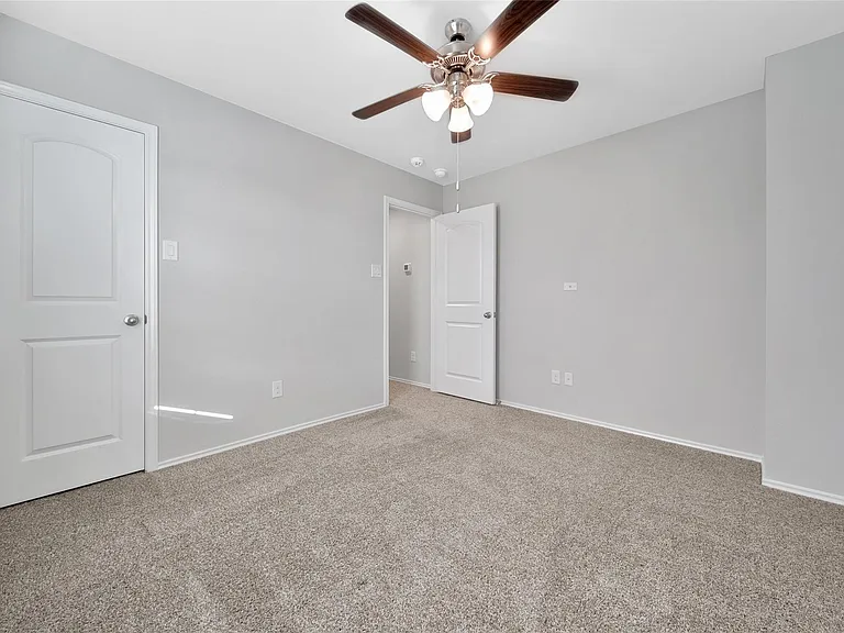 13854 Rock Island Trl — Photo 34
