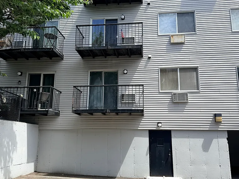 115 Short Beach Rd #307 — Photo 20