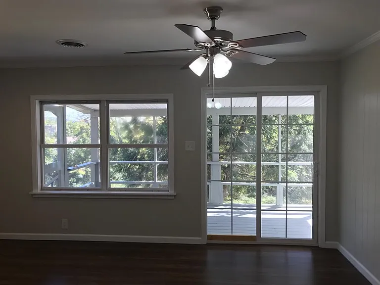 129 Hamilton Cir — Photo 7