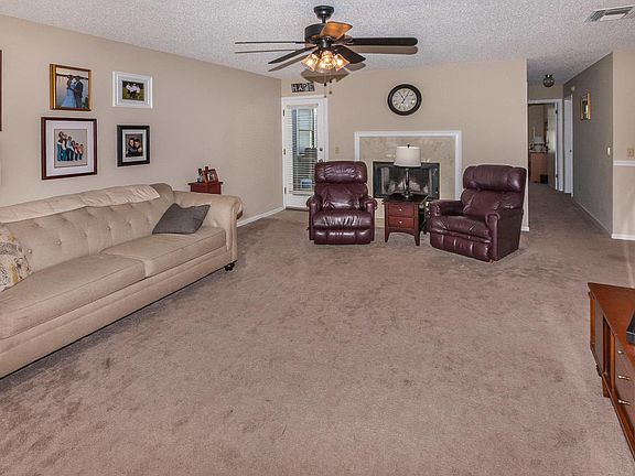 5th image of 4025 Stillwood Dr
