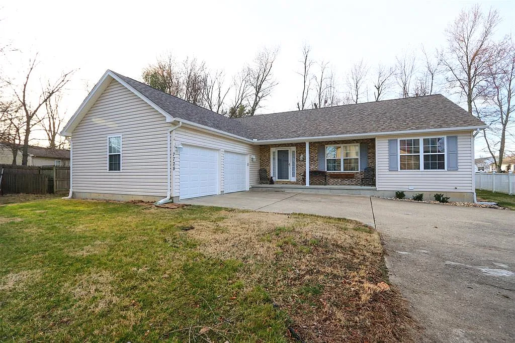 7728 Ravenwood Ln photo 1