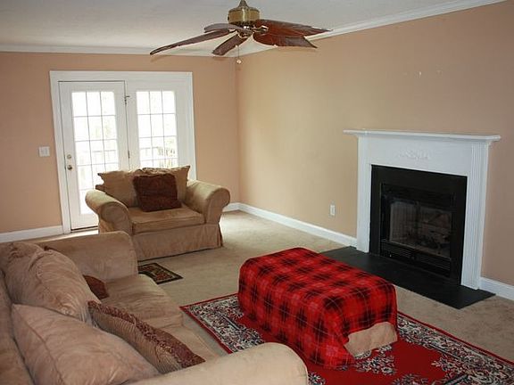 2nd image of 3419 Redstone Ct