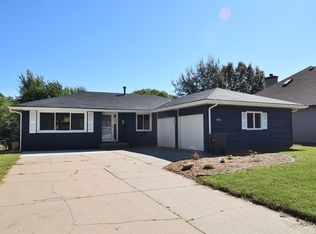 5800 NW 4th St, Lincoln, NE 68521