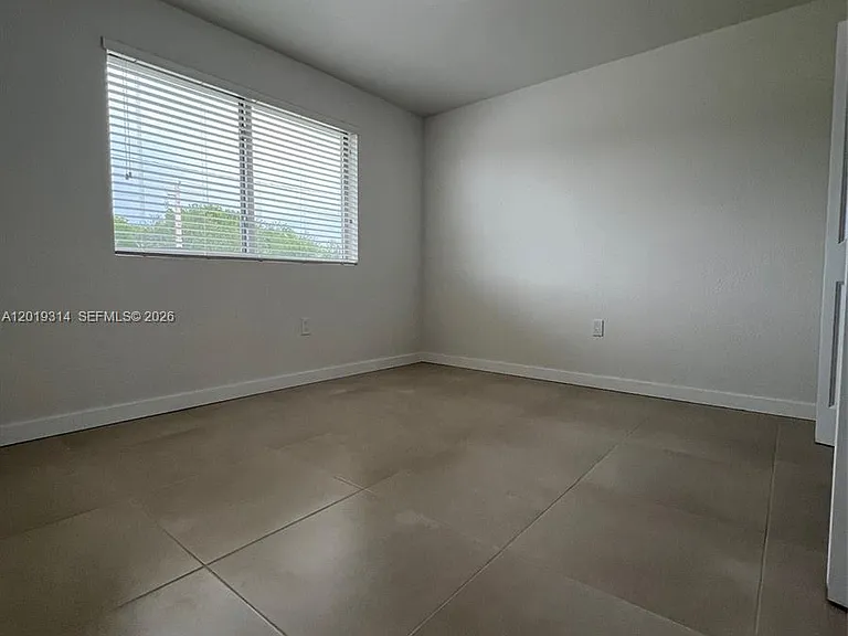199 S Redland Rd #B5 — Photo 5