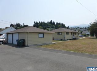 1021 E 5th St, Port Angeles, WA 98362