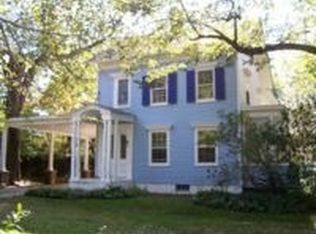 16 Moonlight Way, Bearsville, NY 12409