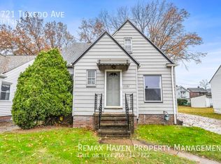 1721 Tuxedo Ave, Parma, OH 44134