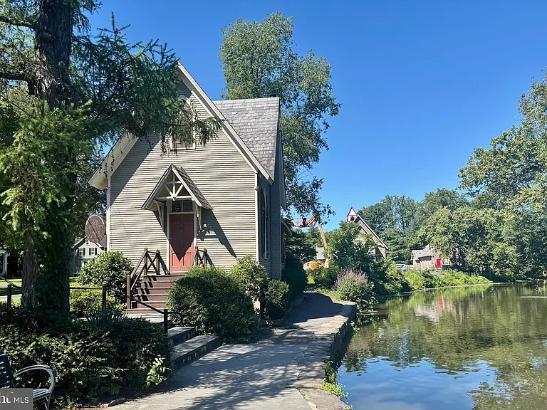 1168 Temple Dr — Photo 61