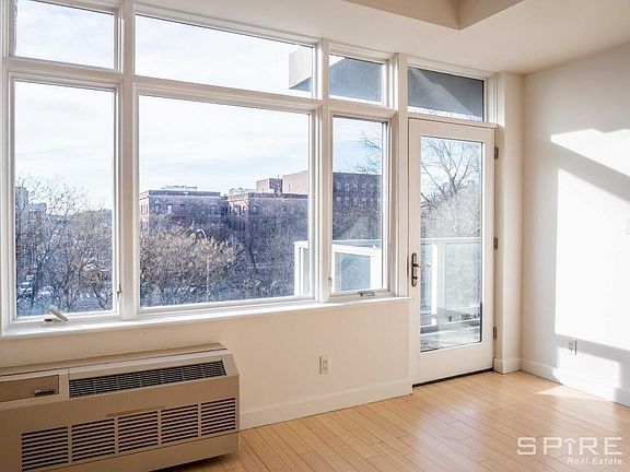 4th image of 601 Ocean Pkwy APT 4E