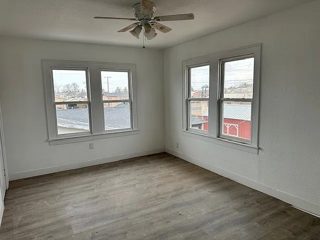 415 S Cherry St #B — Photo 6