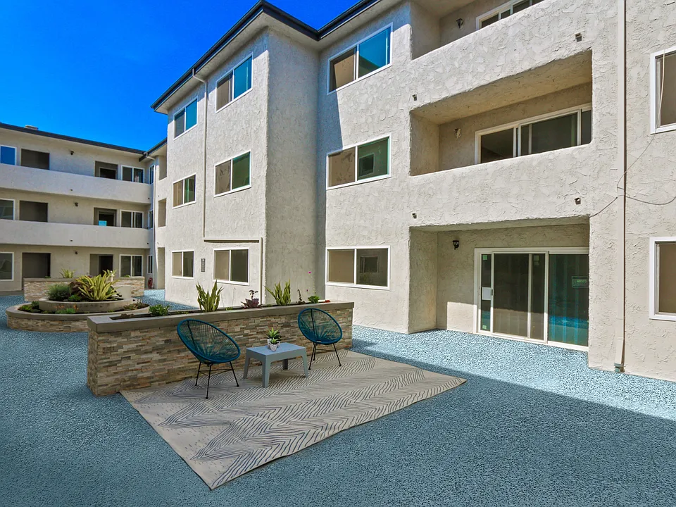 720 Louise Apartments